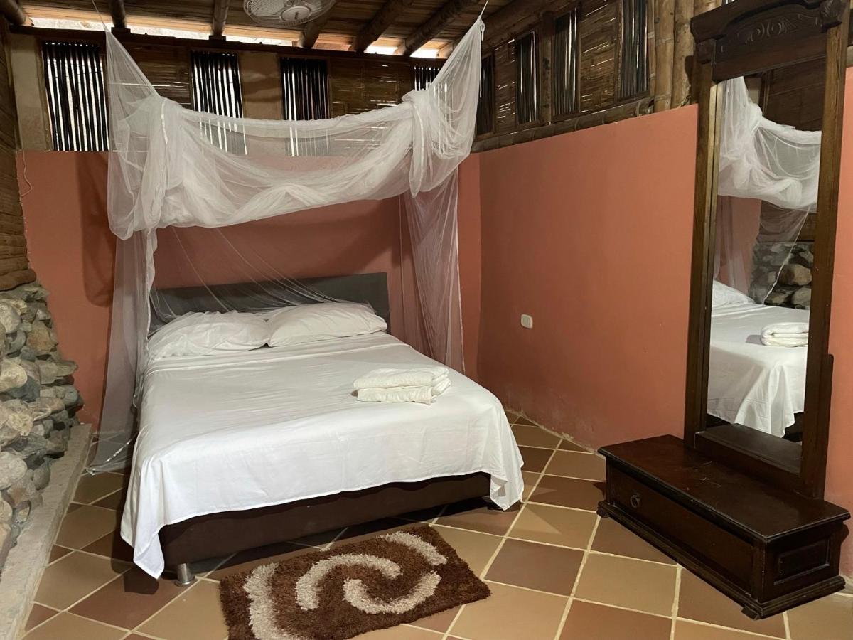 La Percha Hostal Palomino Ngoại thất bức ảnh