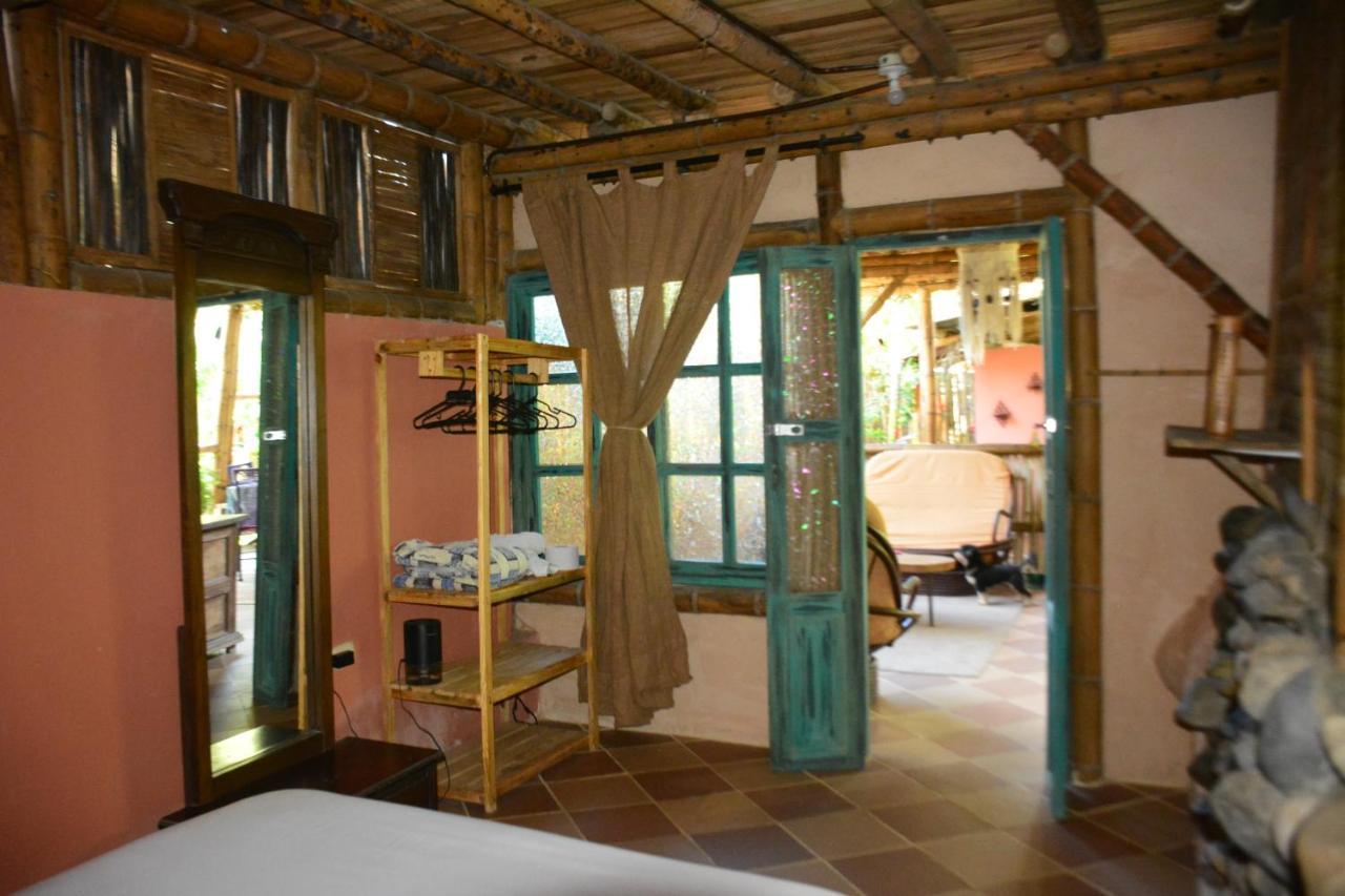 La Percha Hostal Palomino Ngoại thất bức ảnh