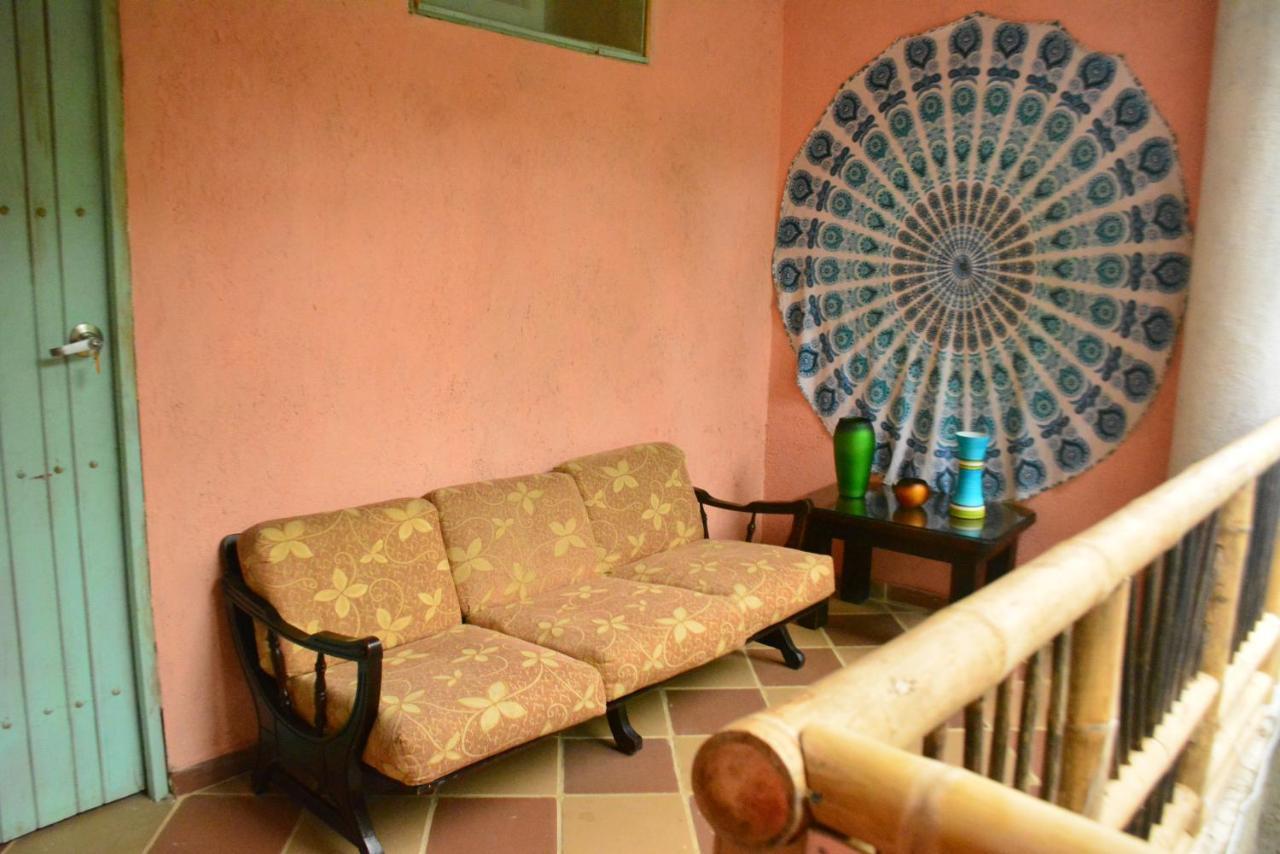 La Percha Hostal Palomino Ngoại thất bức ảnh