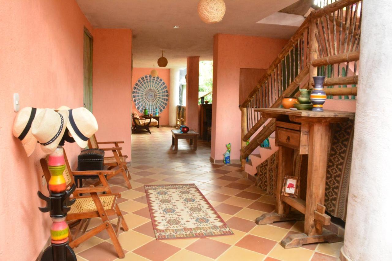 La Percha Hostal Palomino Ngoại thất bức ảnh