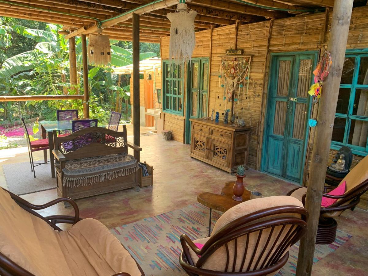 La Percha Hostal Palomino Ngoại thất bức ảnh